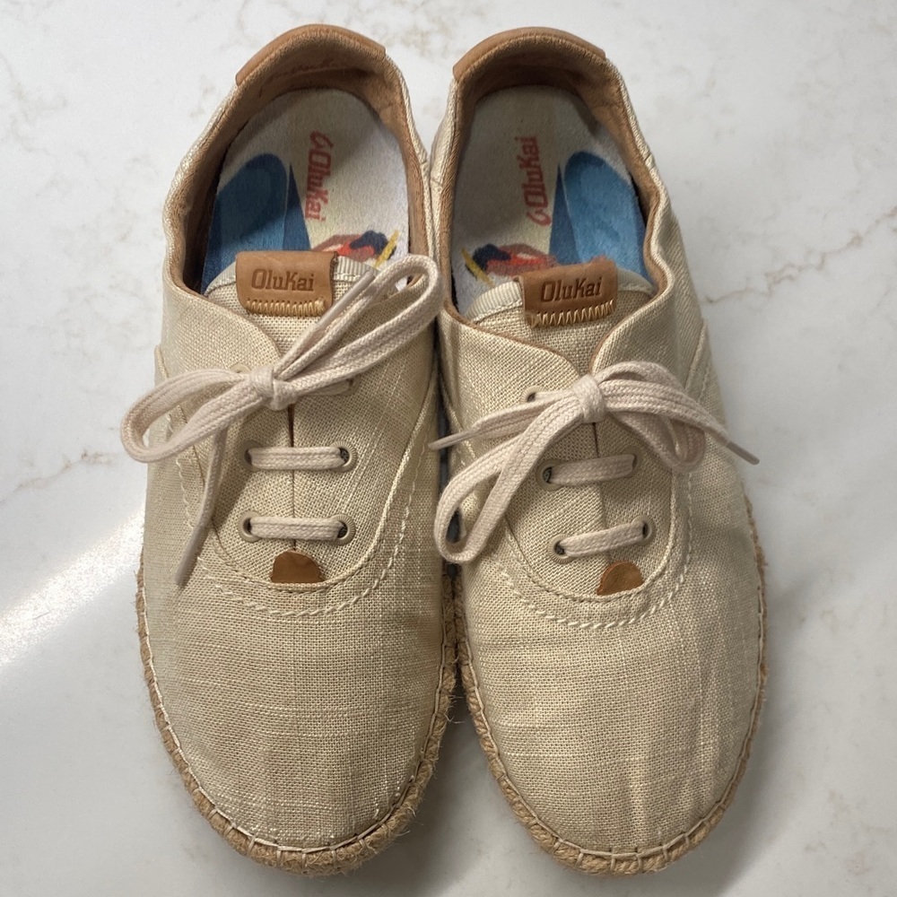 OluKai Kaula Pa‘a Li Canvas Espadrille Sneakers | Natural Beige Lace-Up Size 8